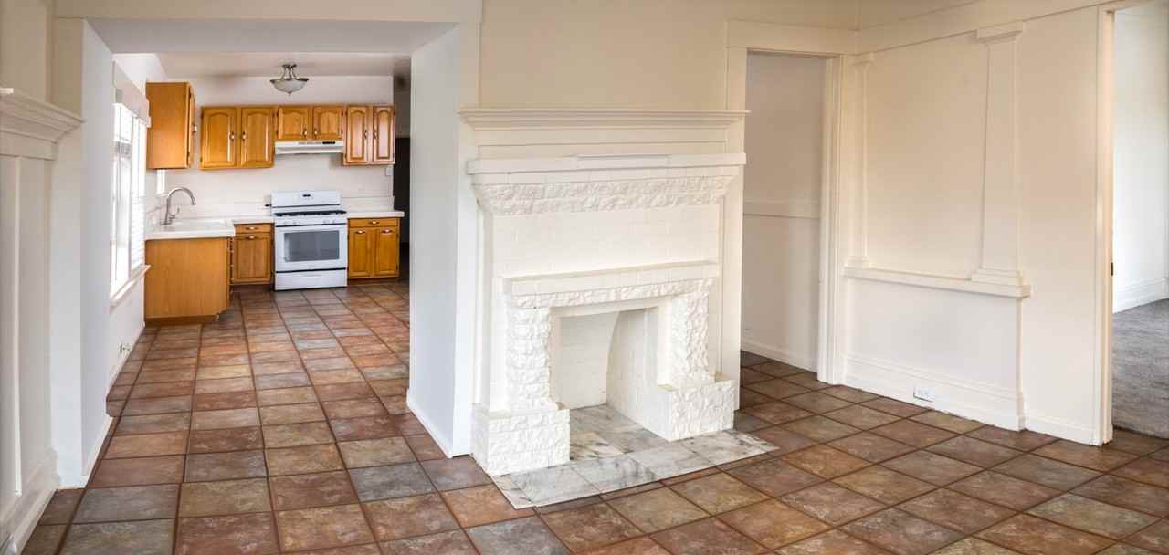 1759 85th Ave - Photo 7 of 24