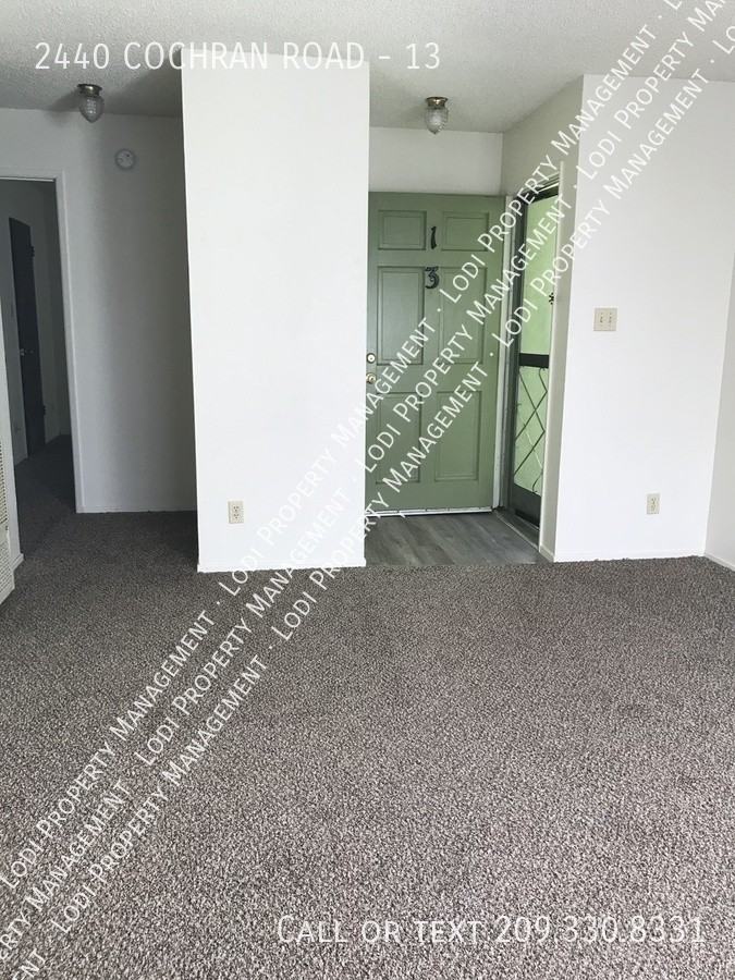 2440 Cochran Rd #13 - Photo 2 of 13