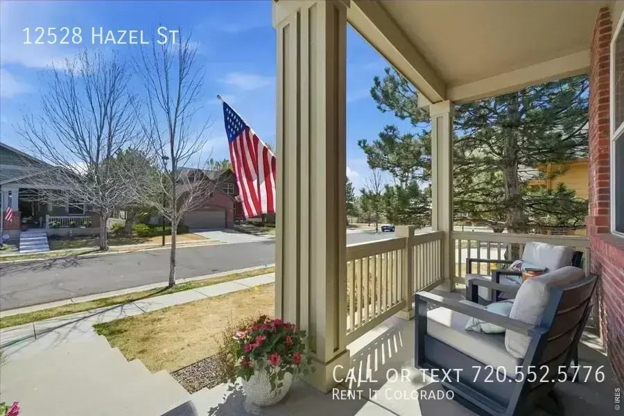 12528 Hazel St - Photo 3 of 41