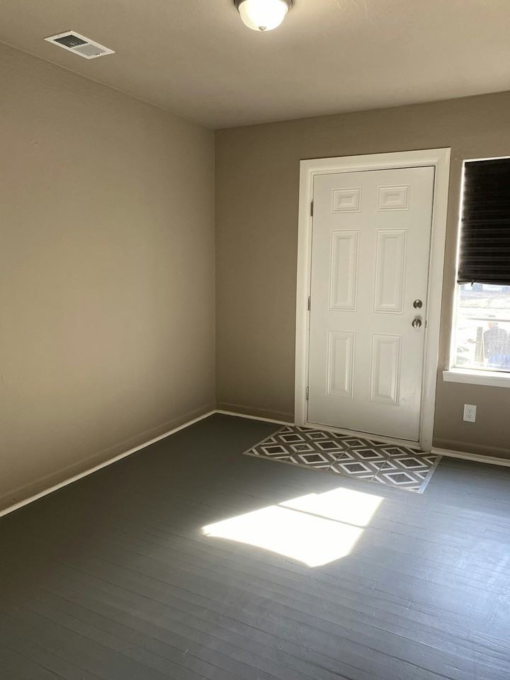 1231 Estelle Street - Photo 5 of 13