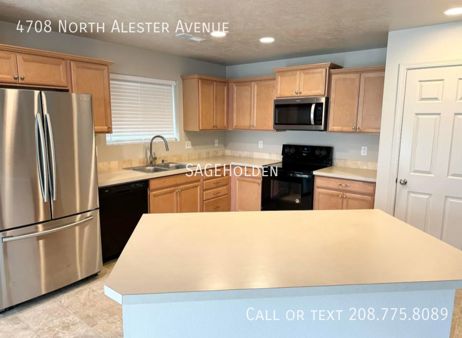 4708 N Alester Ave - Photo 3 of 18