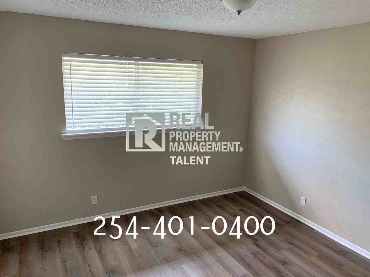 2214 Saulsbury Dr #D - Photo 6 of 10