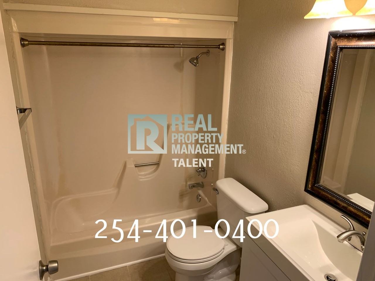 2214 Saulsbury Dr #D - Photo 7 of 10