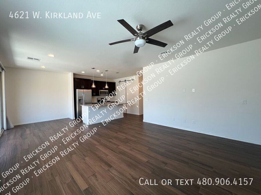 4621 W Kirkland Ave - Photo 5 of 27