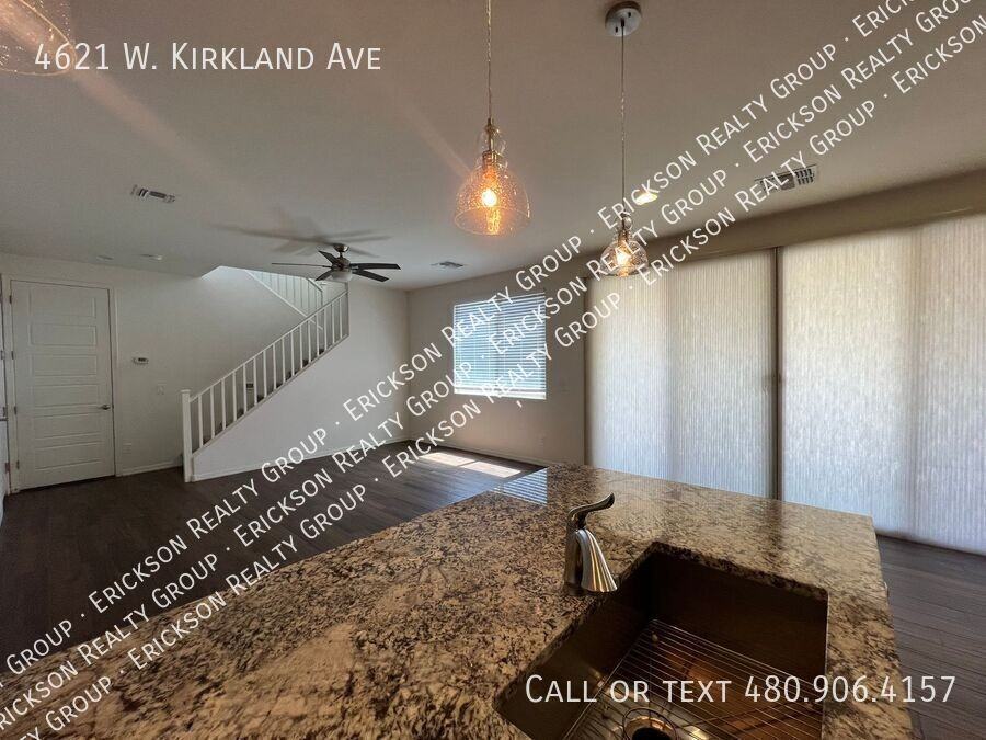 4621 W Kirkland Ave - Photo 7 of 27