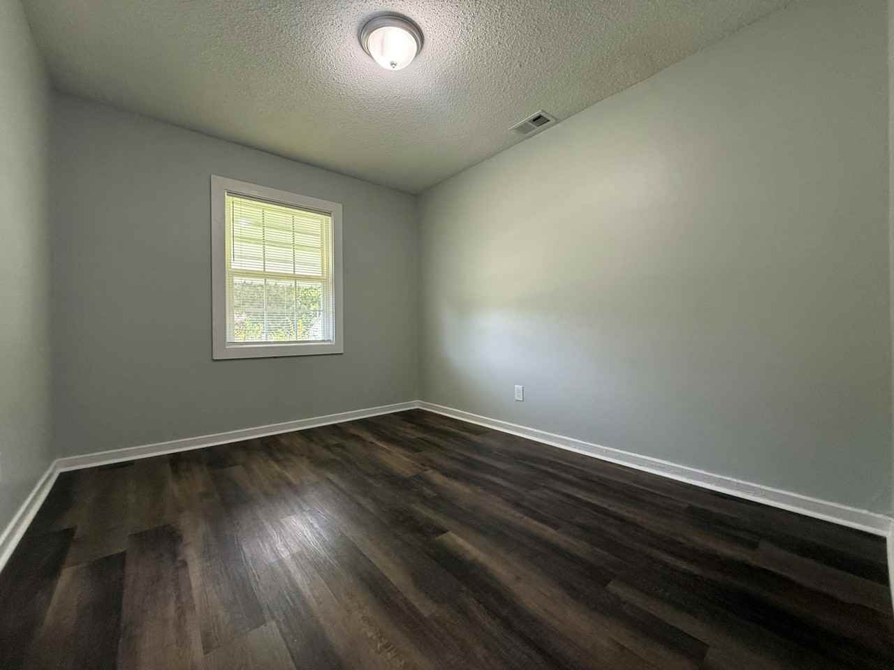 332 Flynn Road - Photo 7 of 8