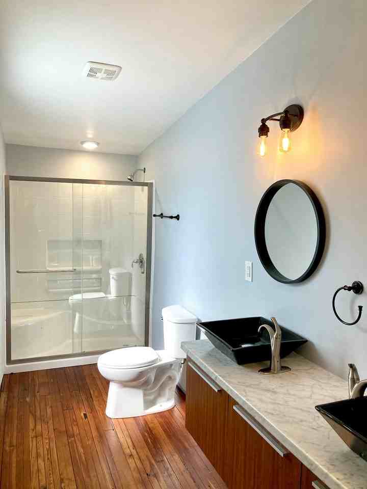 736 SE 9th St - Photo 6 of 12