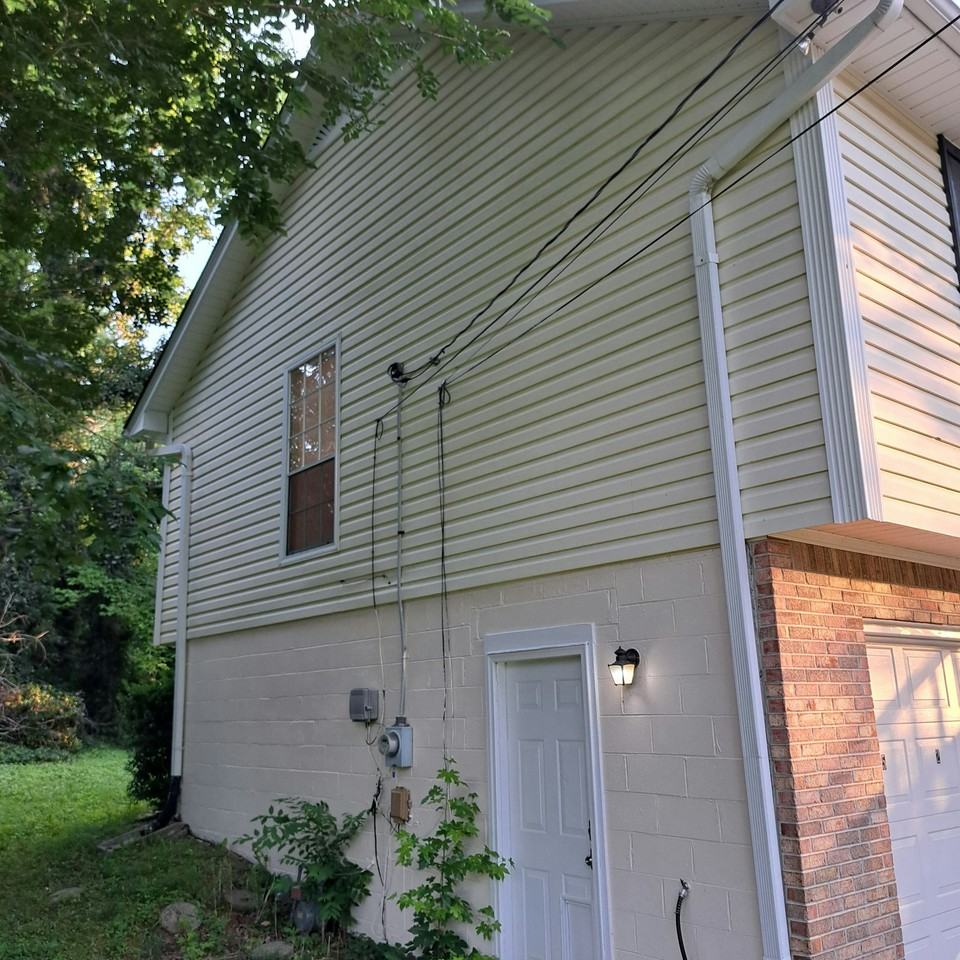5217 Hickory Grove Circle - Photo 5 of 23