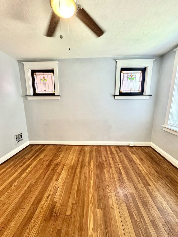 5122 Goethe Avenue, Unit 5122 - Photo 5 of 27