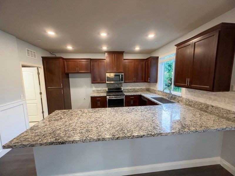 233 Vanney Ct - Photo 7 of 16