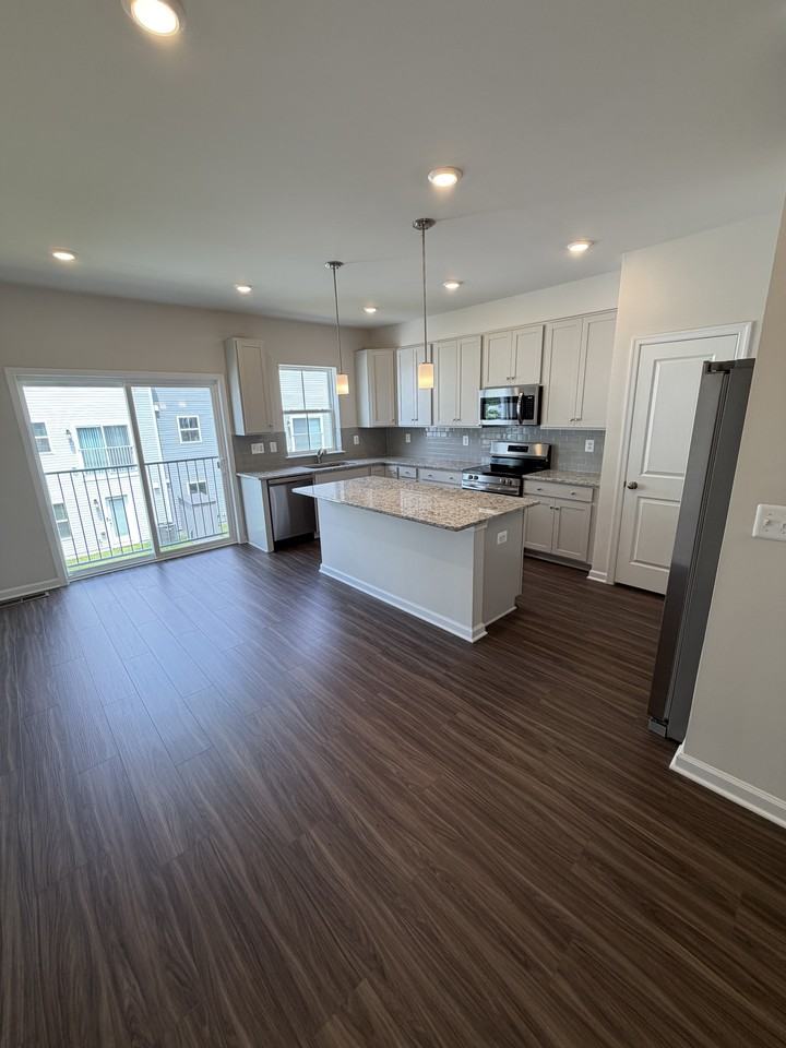 18 Ironwood Court #1 - Photo 6 of 27