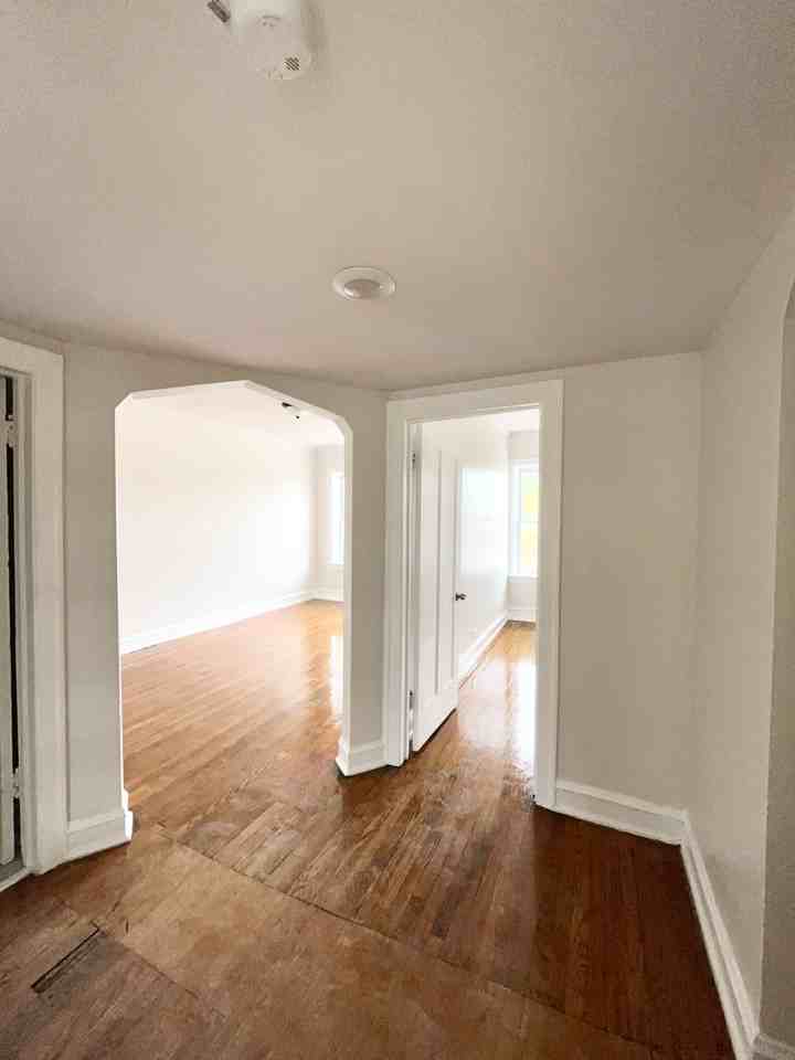 3701 W Division St #2 - Photo 5 of 20