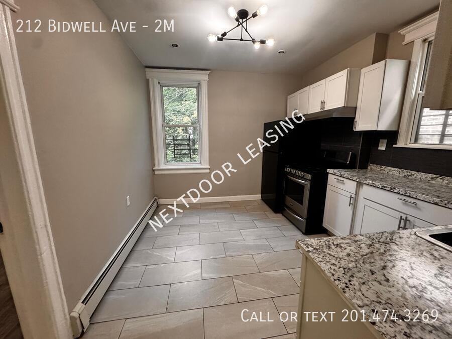 212 Bidwell Ave #2M - Photo 2 of 7