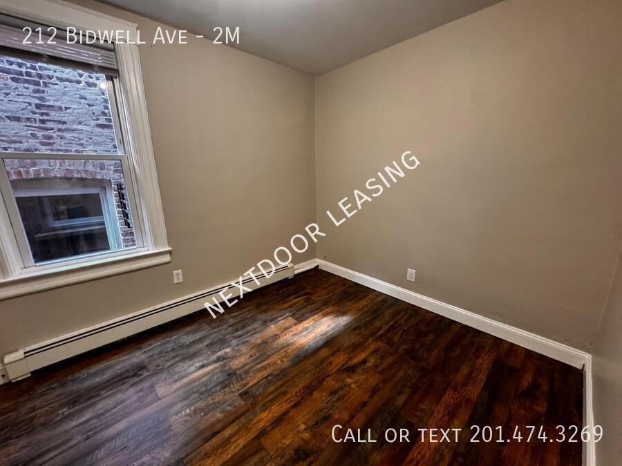212 Bidwell Ave #2M - Photo 7 of 7