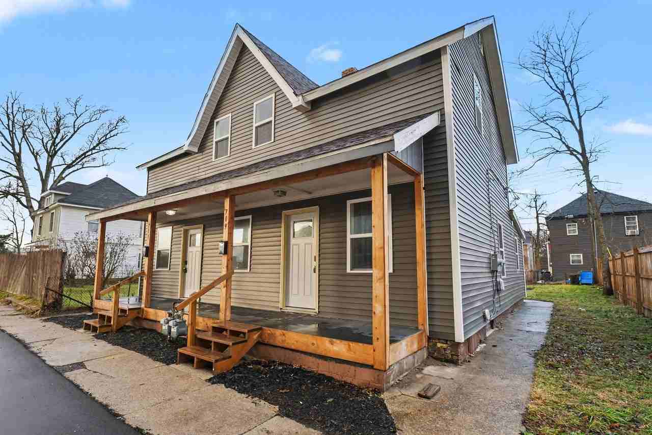 709 Napier St #1 - Photo 2 of 20