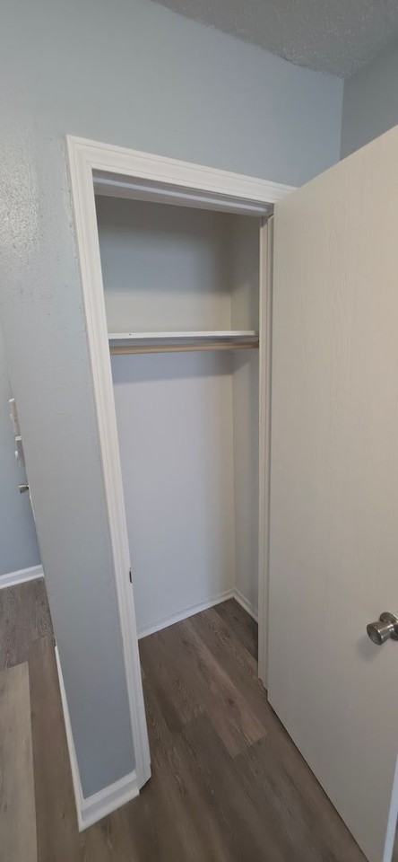305 E John St #2 - Photo 5 of 11
