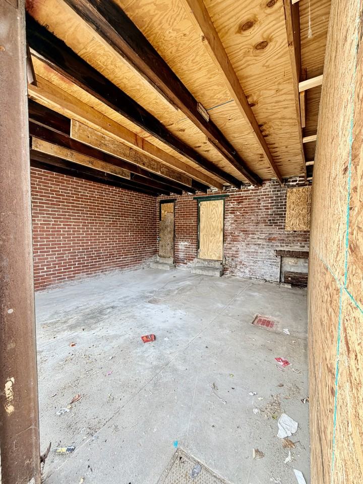 3413 Frankford Ave - Photo 3 of 8