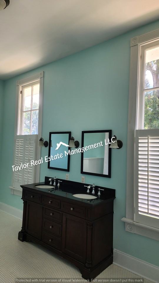 1100 N Montgomery Ave #1 - Photo 6 of 21