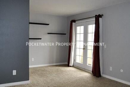 1827 Quail St #5 - Photo 7 of 13