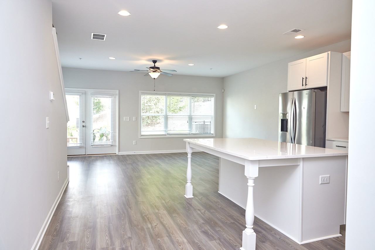 2890 Royal Heights Dr Nw #1 - Photo 2 of 39