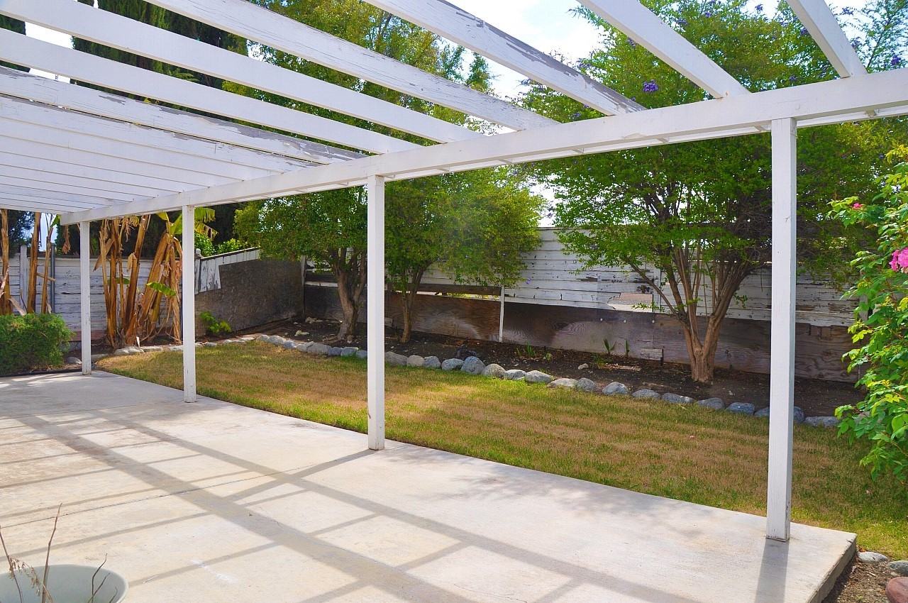 7521 Brookside Rd #1 - Photo 4 of 15