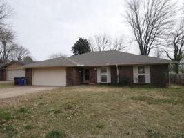 featured image of 3309 S 53rd St