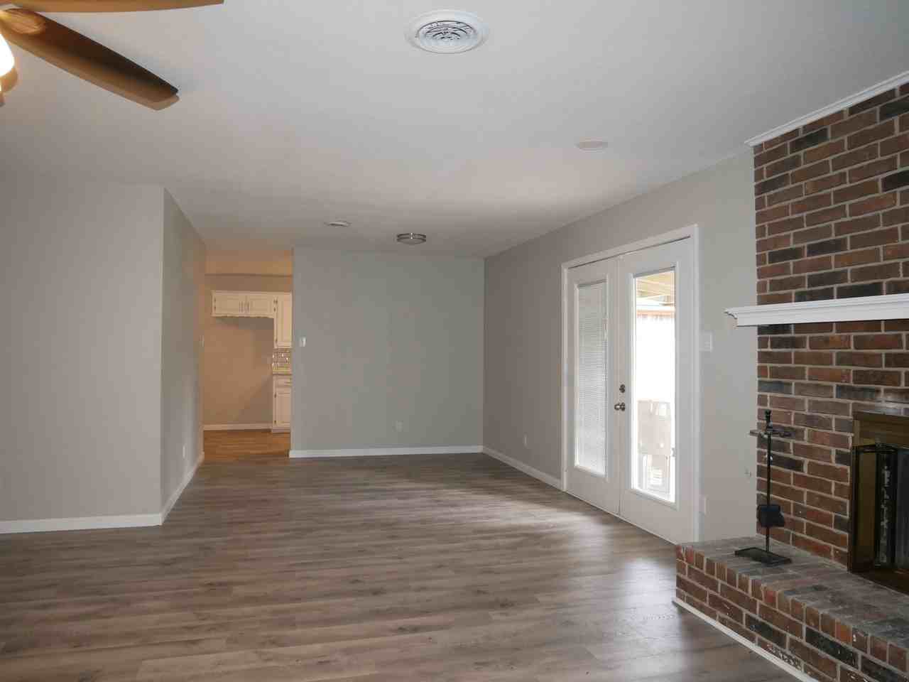 3309 S 53rd St - Photo 3 of 12