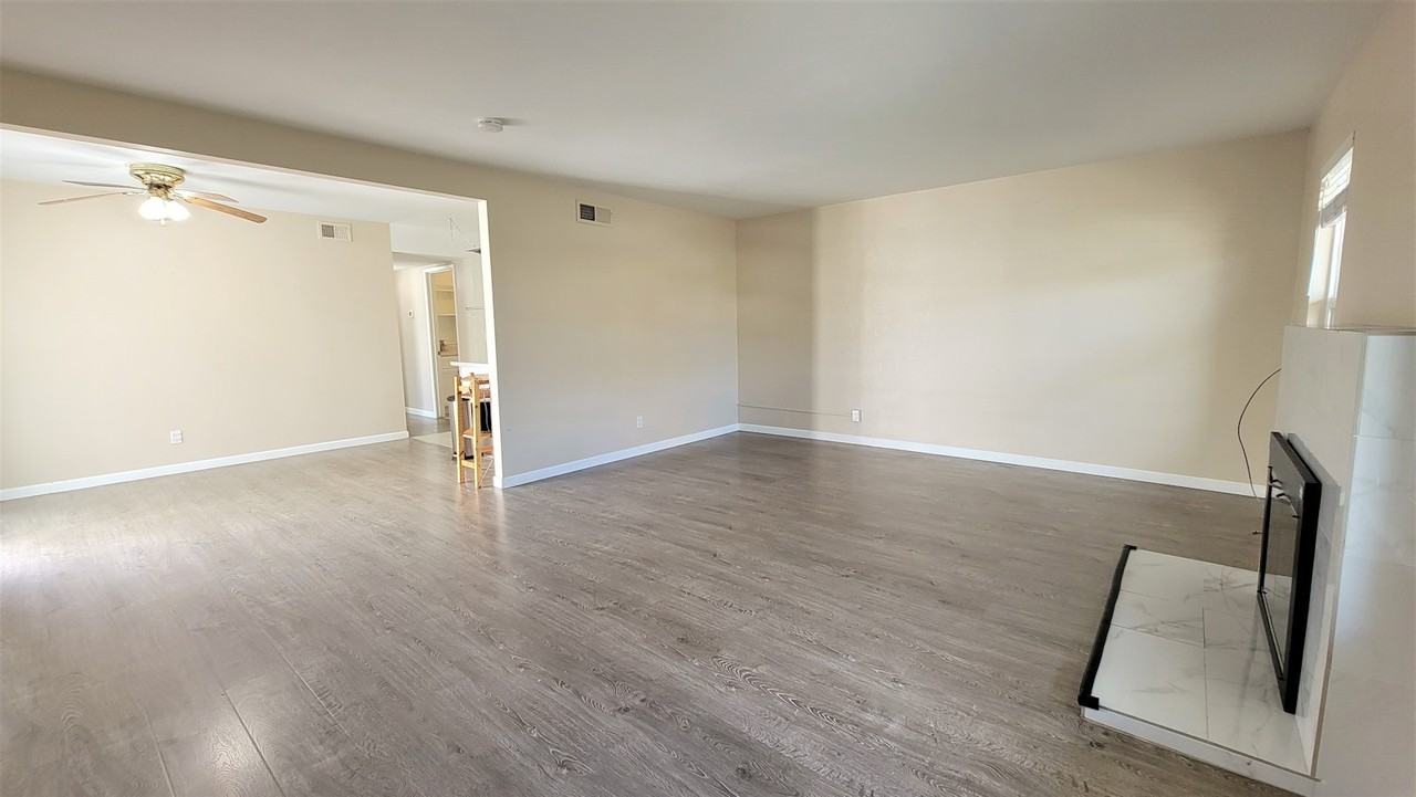 32990 Lake Wawasee Street - Photo 4 of 26