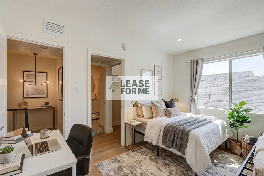 1279 W 38th St - Photo 2 of 17