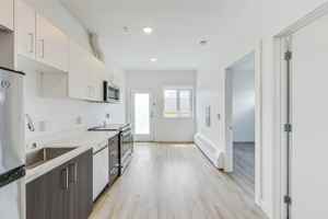 featured image of 669 24th St #17