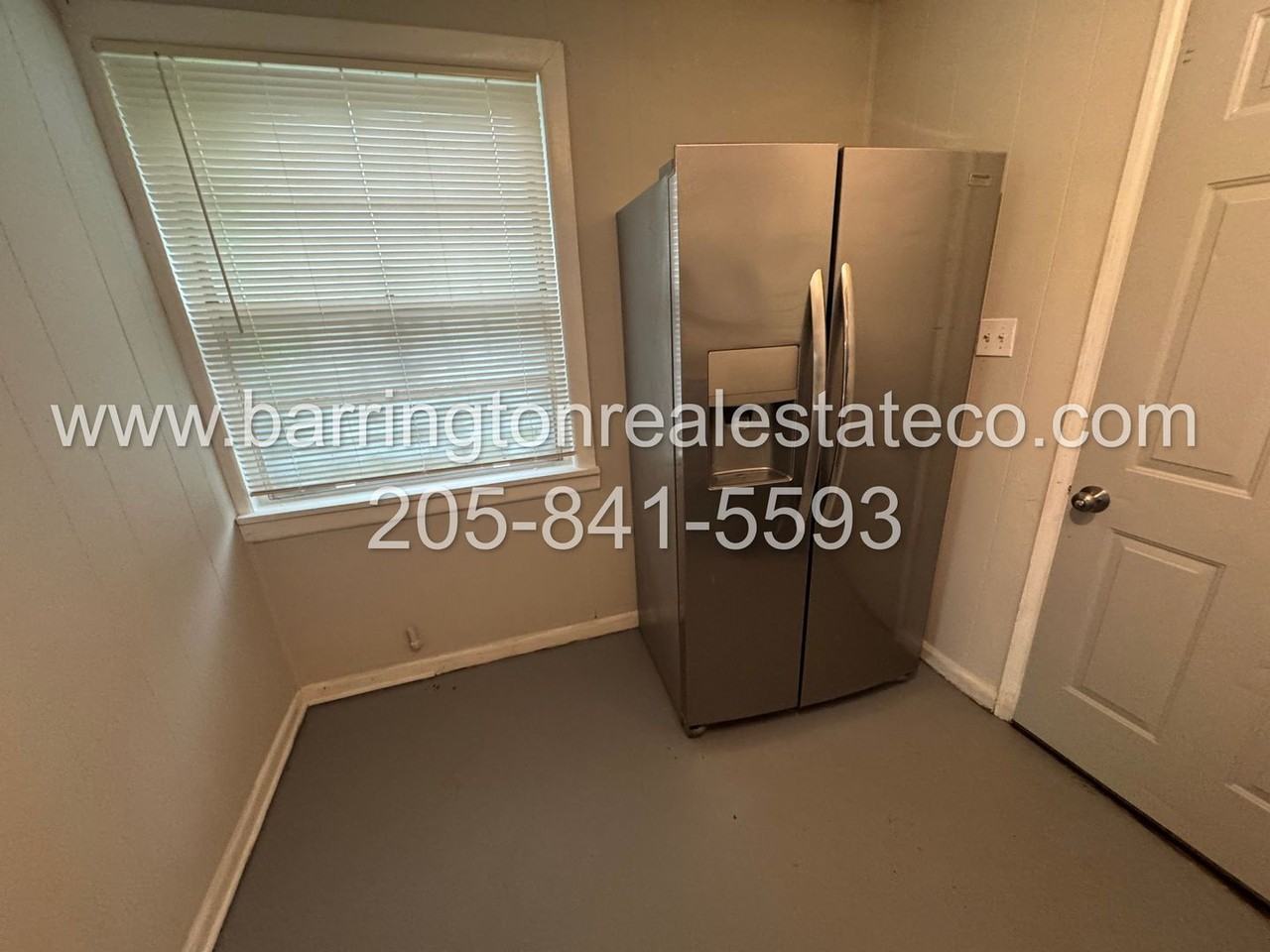 2525 23rd St - Photo 4 of 5