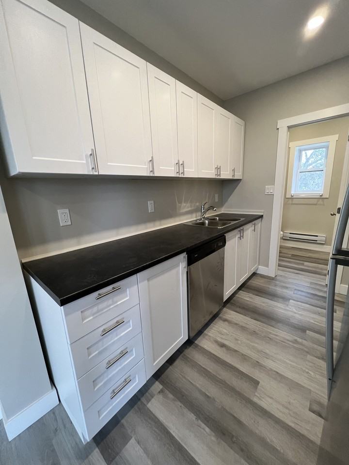 2307 Elm Tree Rd #3 - Photo 6 of 14