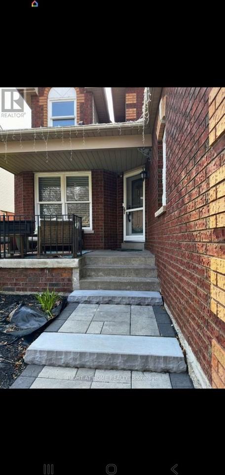 42 Brownell St - Photo 3 of 34