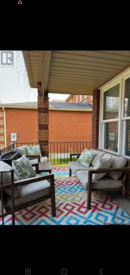42 Brownell St - Photo 4 of 34