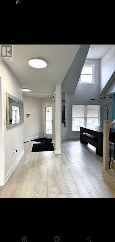 42 Brownell St - Photo 5 of 34