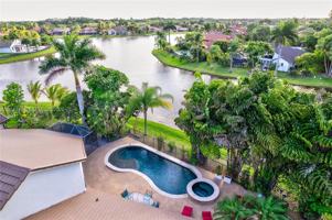 featured image of Deerwood Ln