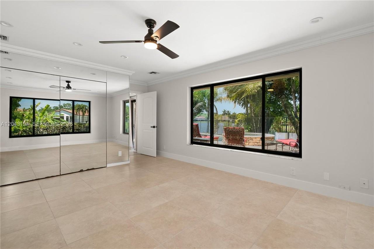 Deerwood Ln - Photo 4 of 8