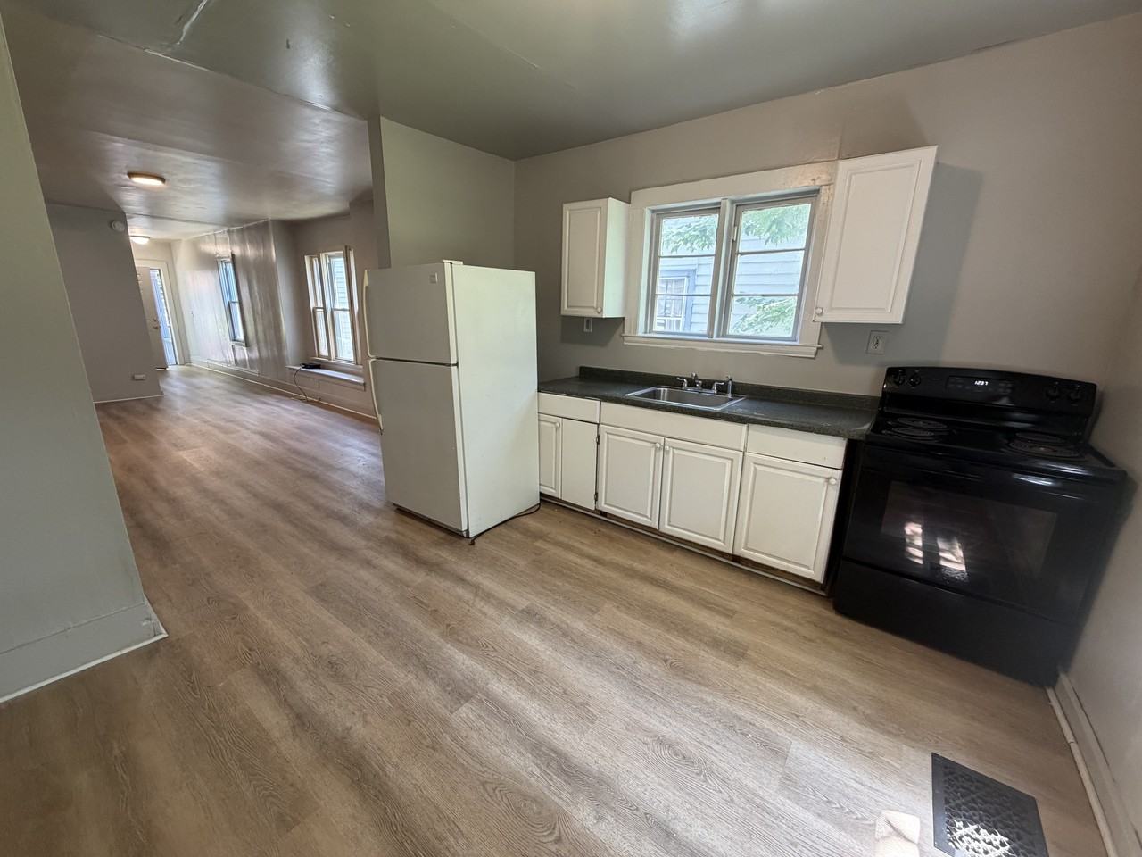 353 Champlain St #DOWN - Photo 3 of 7