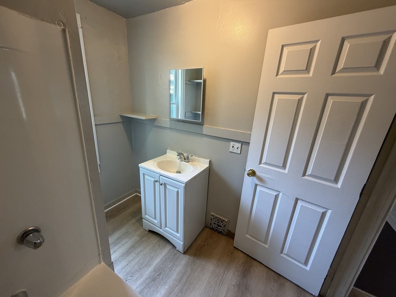 353 Champlain St #DOWN - Photo 4 of 7