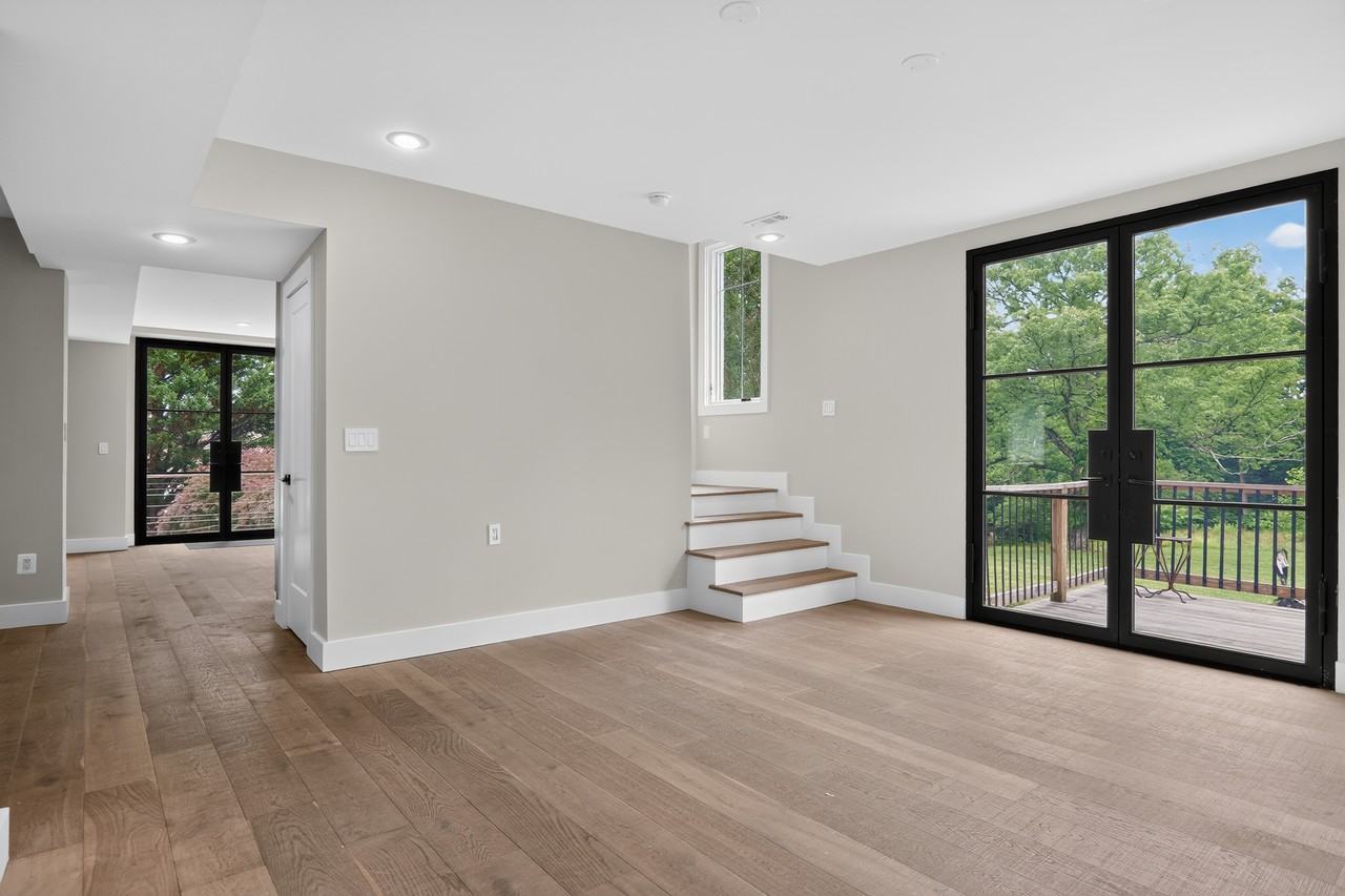 7818 Leland Rd #1 - Photo 6 of 40