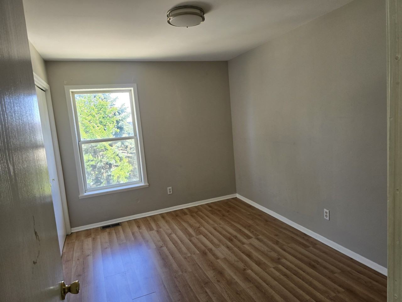 96 E Montcalm St #1 - Photo 4 of 8