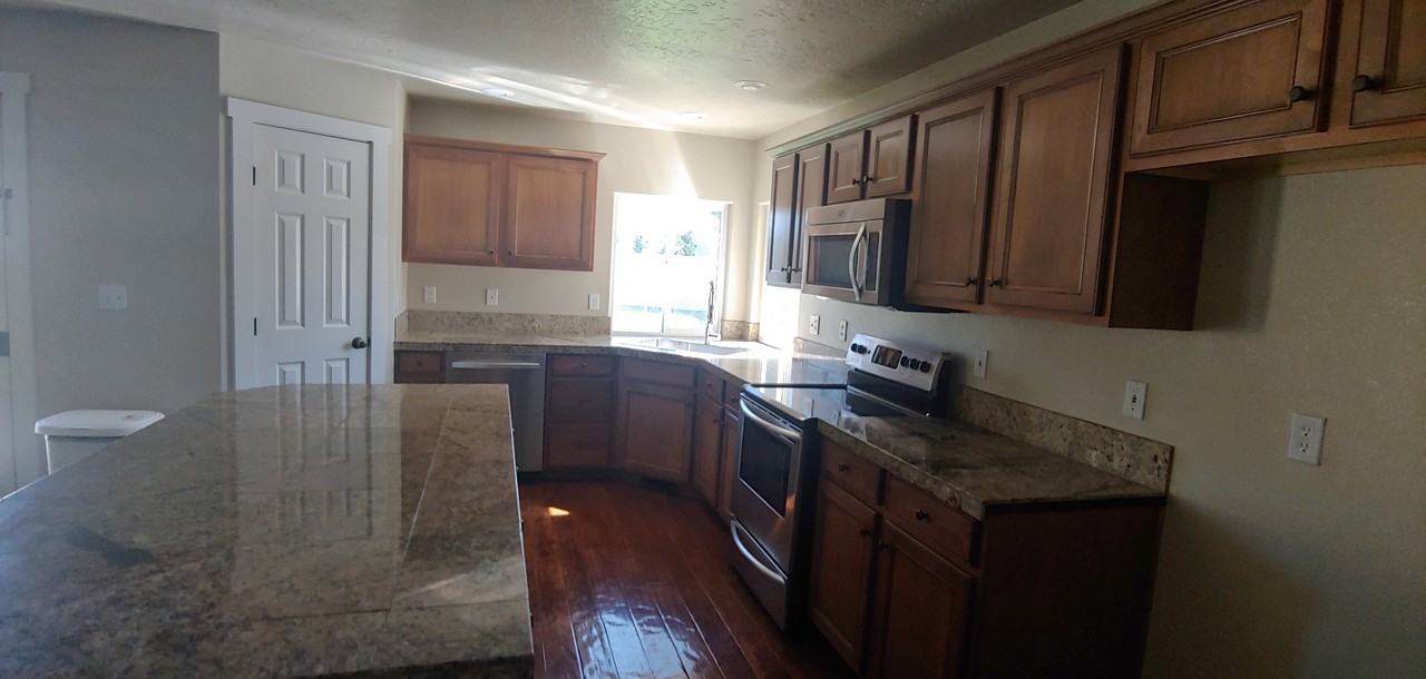 3170 N Lancer Ave #3170 - Photo 7 of 13