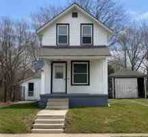 featured image of 712 E Shawnee St #1