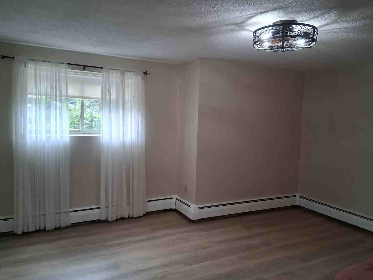 130 English Village Road - 1Unit 102 #1 - Photo 6 of 10