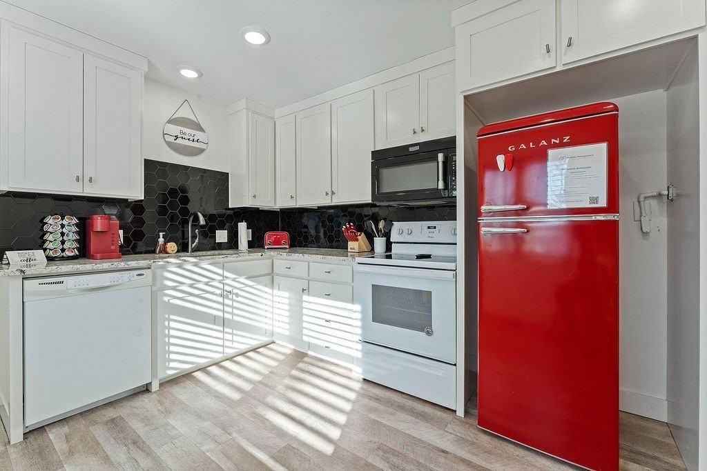 407 Nw H St - Photo 6 of 27