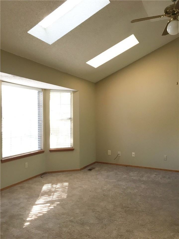 2749 N Wakefield Pl - Photo 2 of 14
