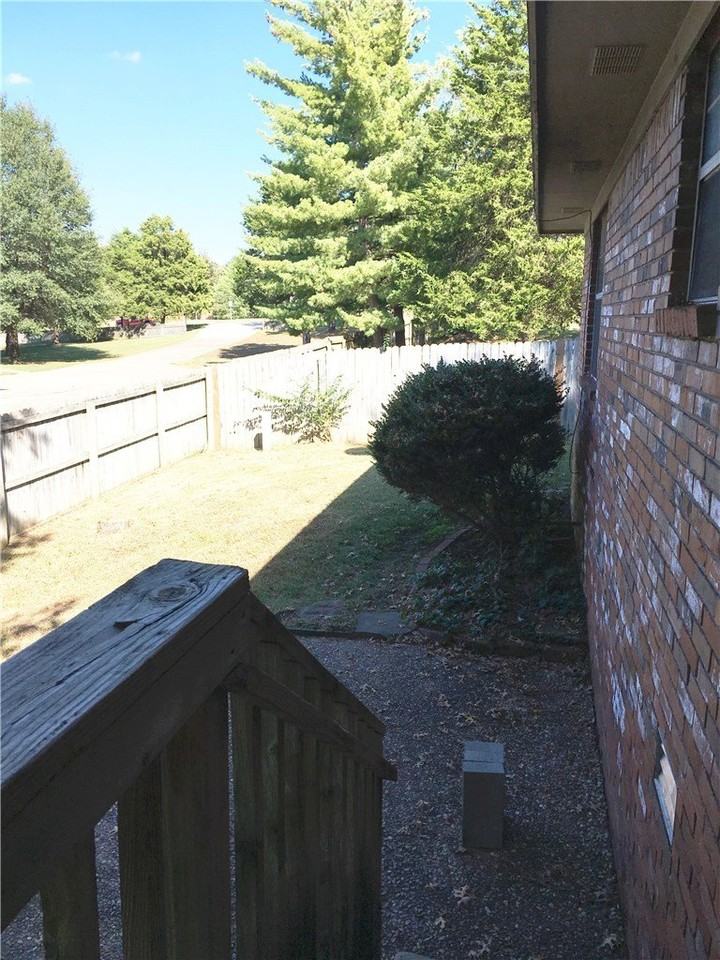 2749 N Wakefield Pl - Photo 5 of 14