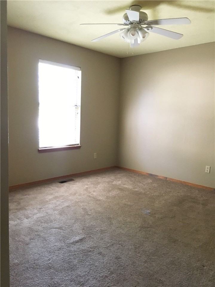 2749 N Wakefield Pl - Photo 7 of 14