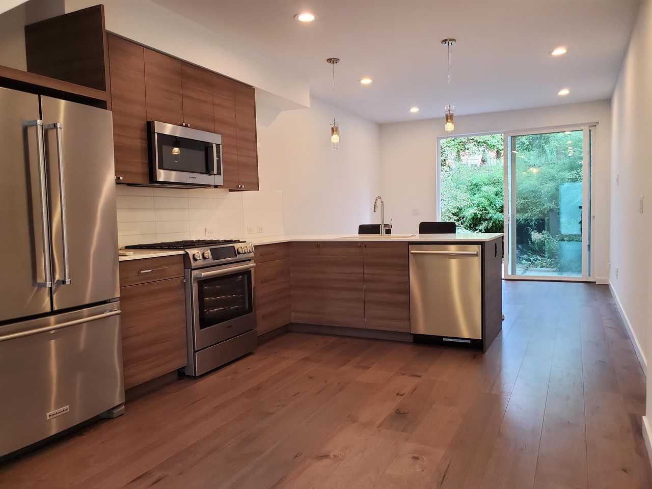7433 A 4th Ave NE Seattle WA 98115 ACL - Photo 3 of 50