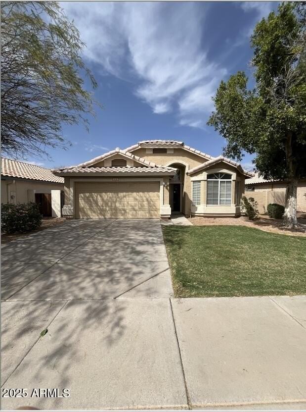 818 W Silver Creek Rd